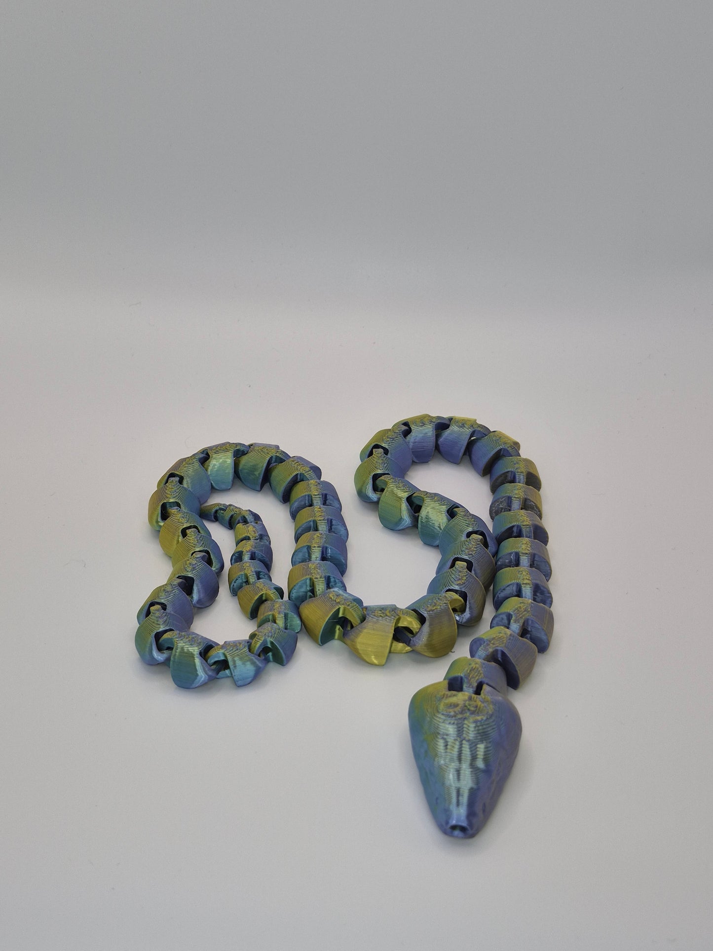 Articulated Smooth Serpent Toy