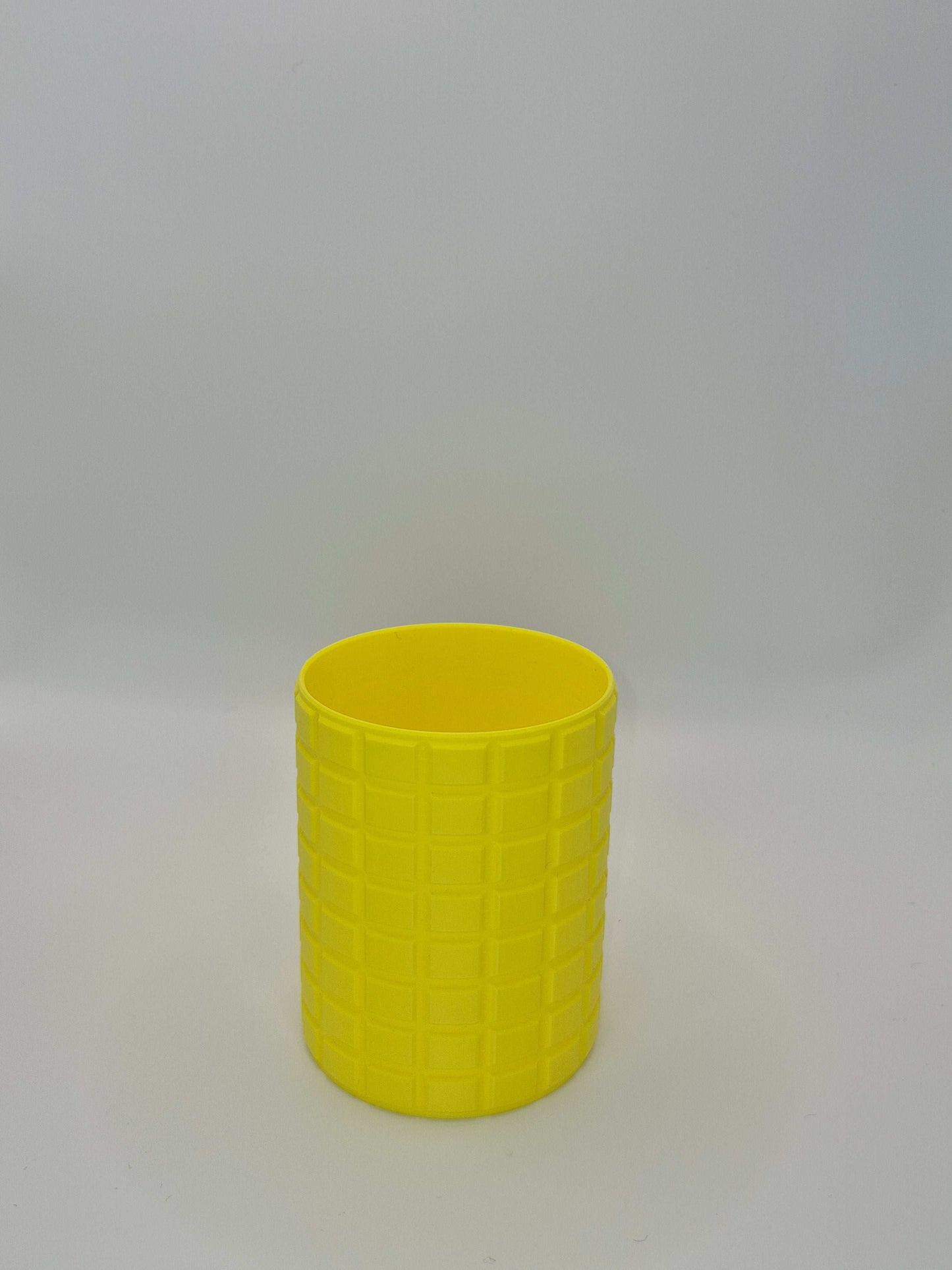 Grid Pattern Pencil Pot - Toys Decor & More
