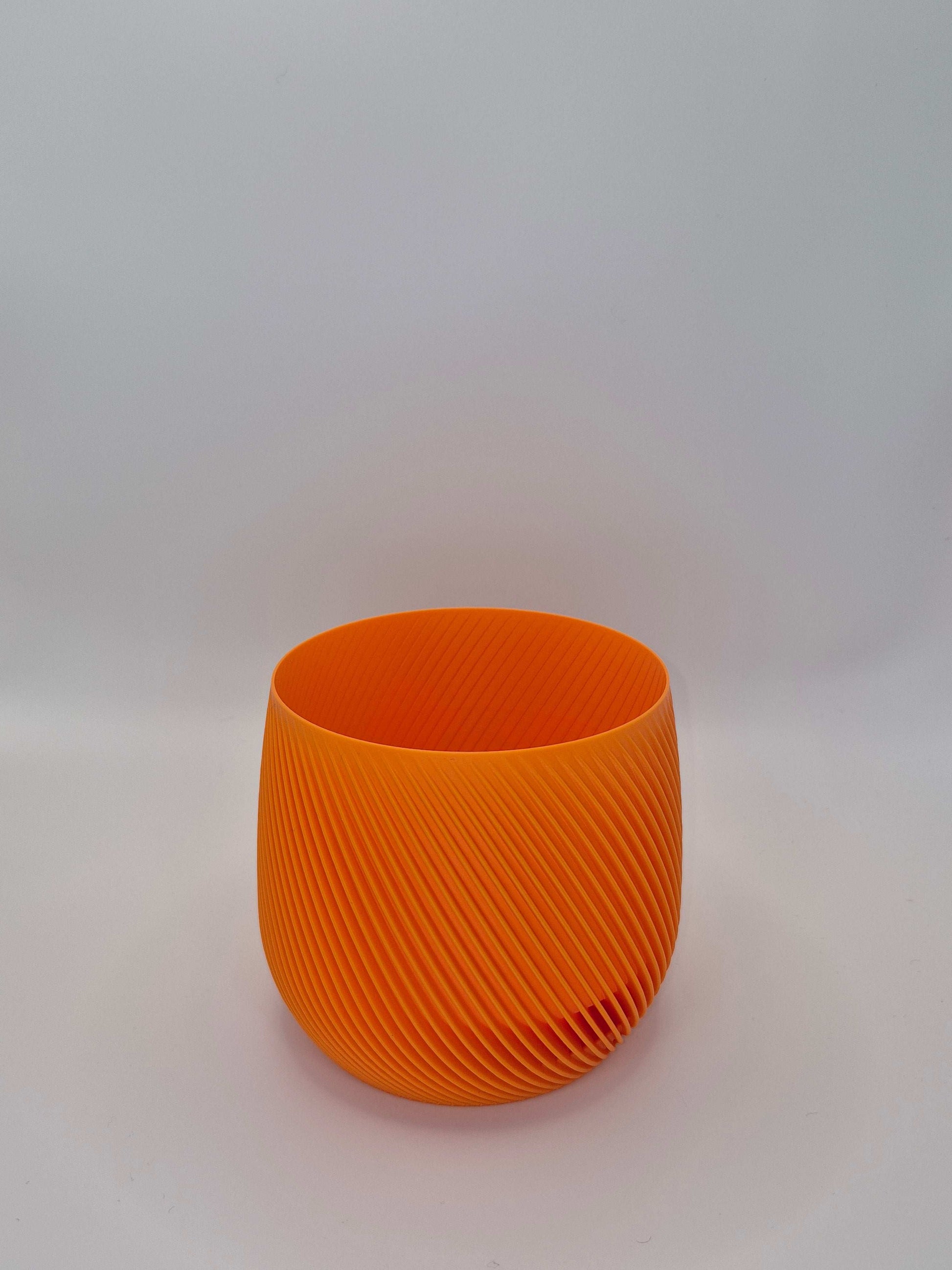 Spiral Style Starter Planter with Drainage - Toys Decor & More