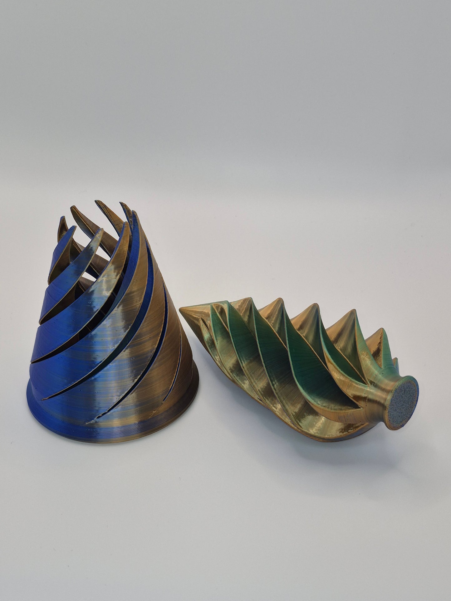 Helix Screw Passthrough Fidget Toy