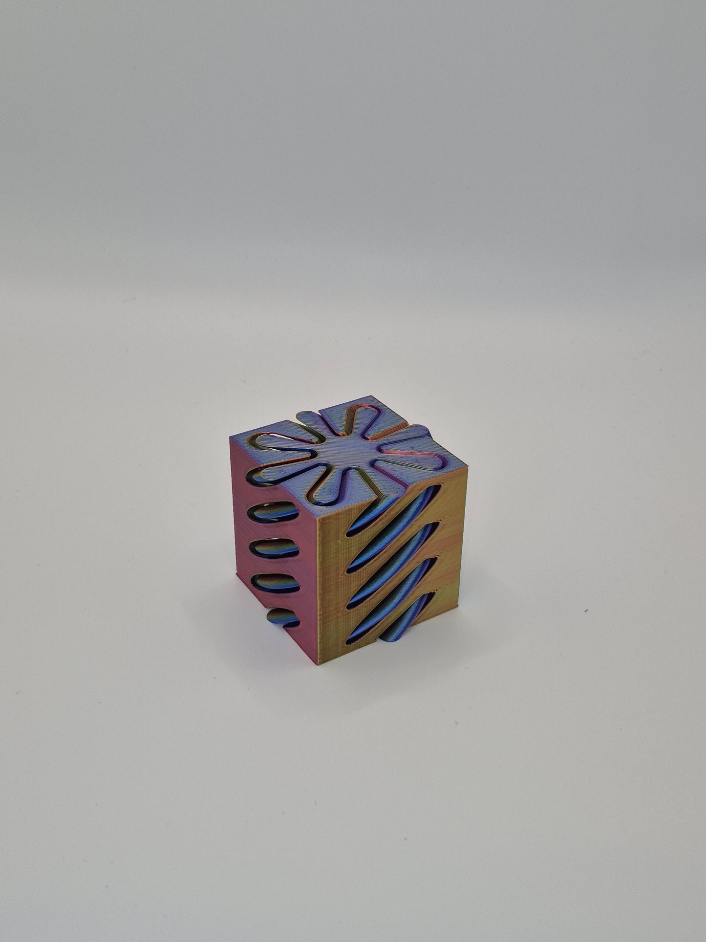 Spiral Cube Passthrough Fidget Toy